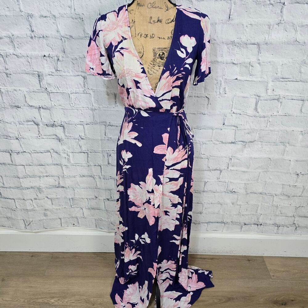 Lulus maxi wrap dress Sz XS flloral blue short split sleeve open back A9
